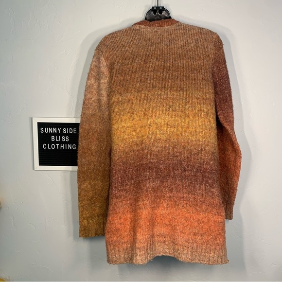 Retrelogy Orange & Cream Knit Cardigan Sweater W/ Pockets Size Small - Picture 6 of 9